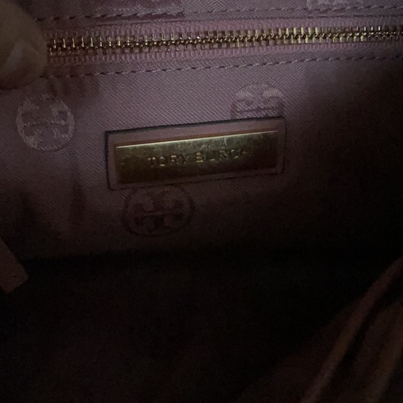 Perfect condition! Tory Burch magnolia 🌸 colored flemming bag - Picture 7 of 8